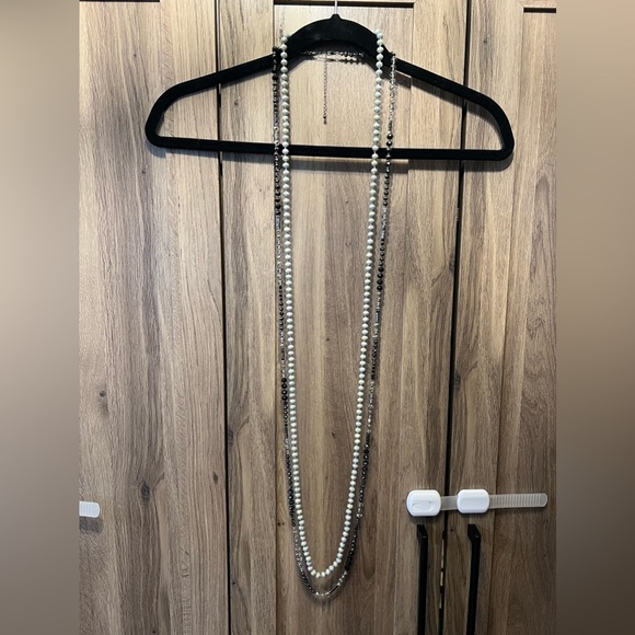 Jewelry - (2) Long Beaded Necklaces